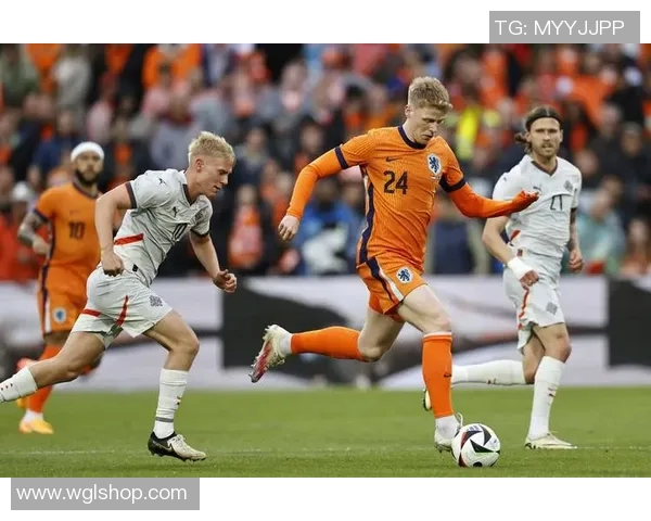 荷兰足球明星博古伊斯的辉煌历程与未来展望 荷兰足球明星博古伊斯的辉煌历程与未来展望